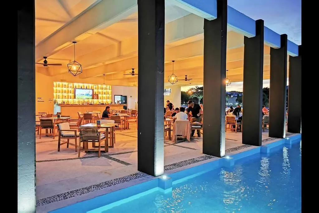 Mareazul Beachfront Resort - Condo Paraiso Playa del Carmen 0*,  Mexique